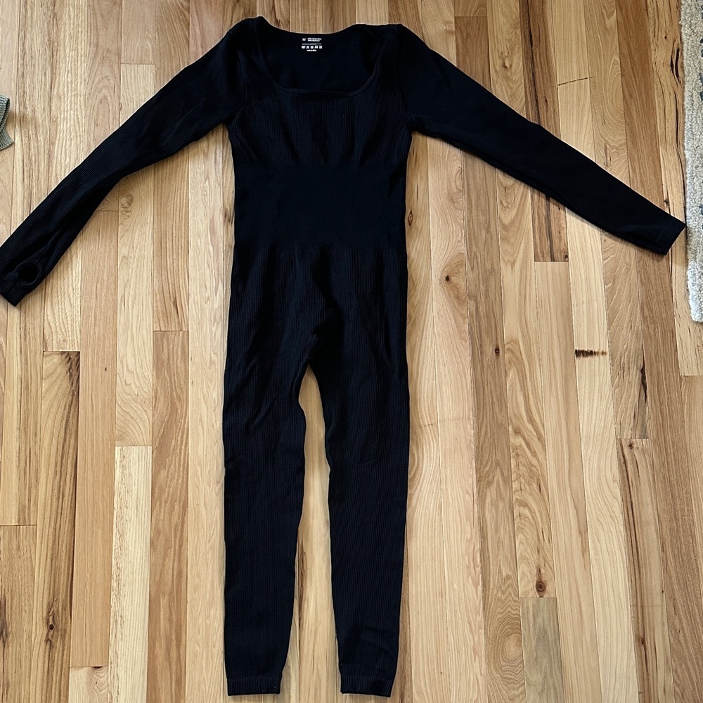 Black Long Sleeve Workout Jumpsuit